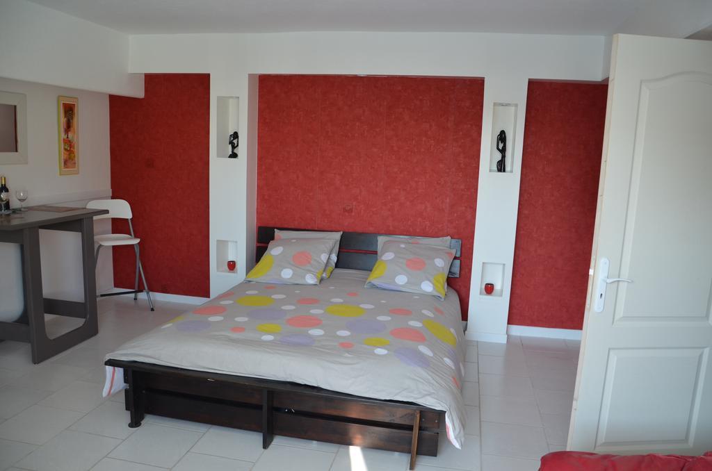 Bed and Breakfast Jardin De Marceau Blasimon Pokój zdjęcie